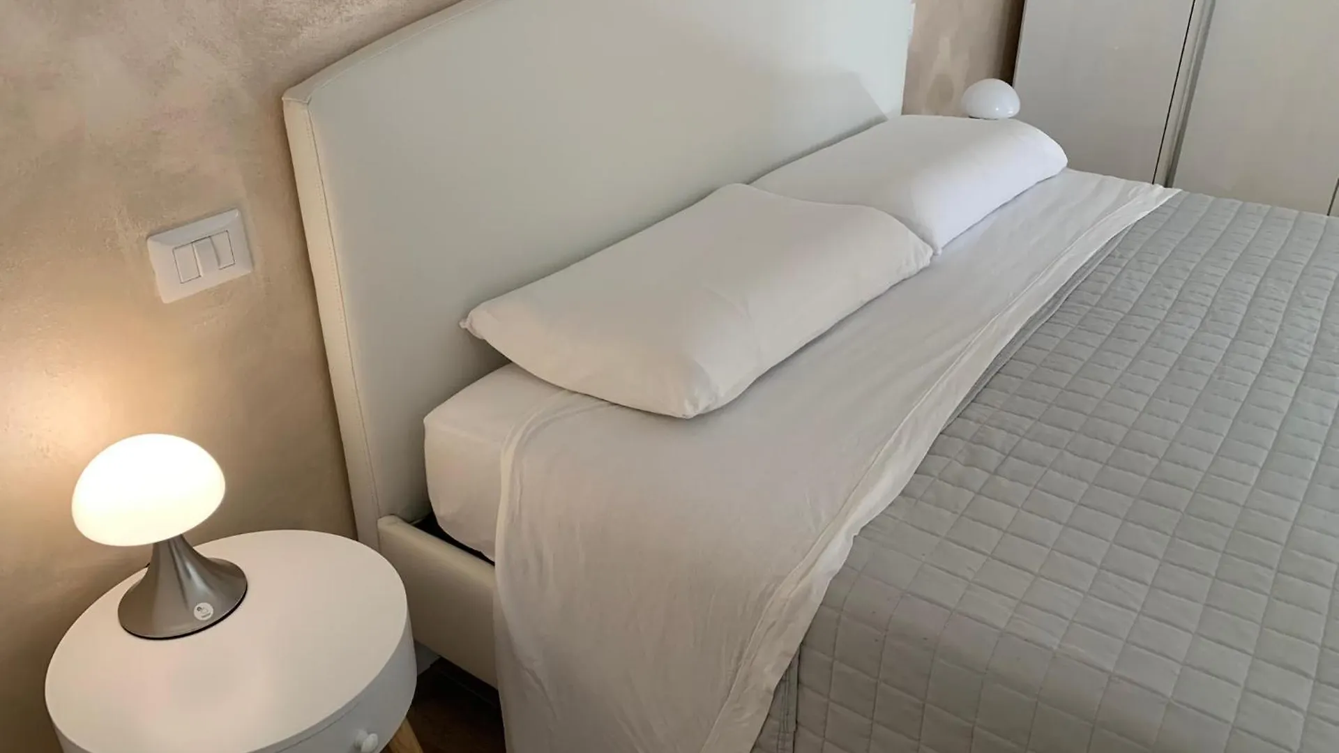 Marcantonio Room Ampia Camera Con Bagno Privato E Self Check In Perugia 0*,
